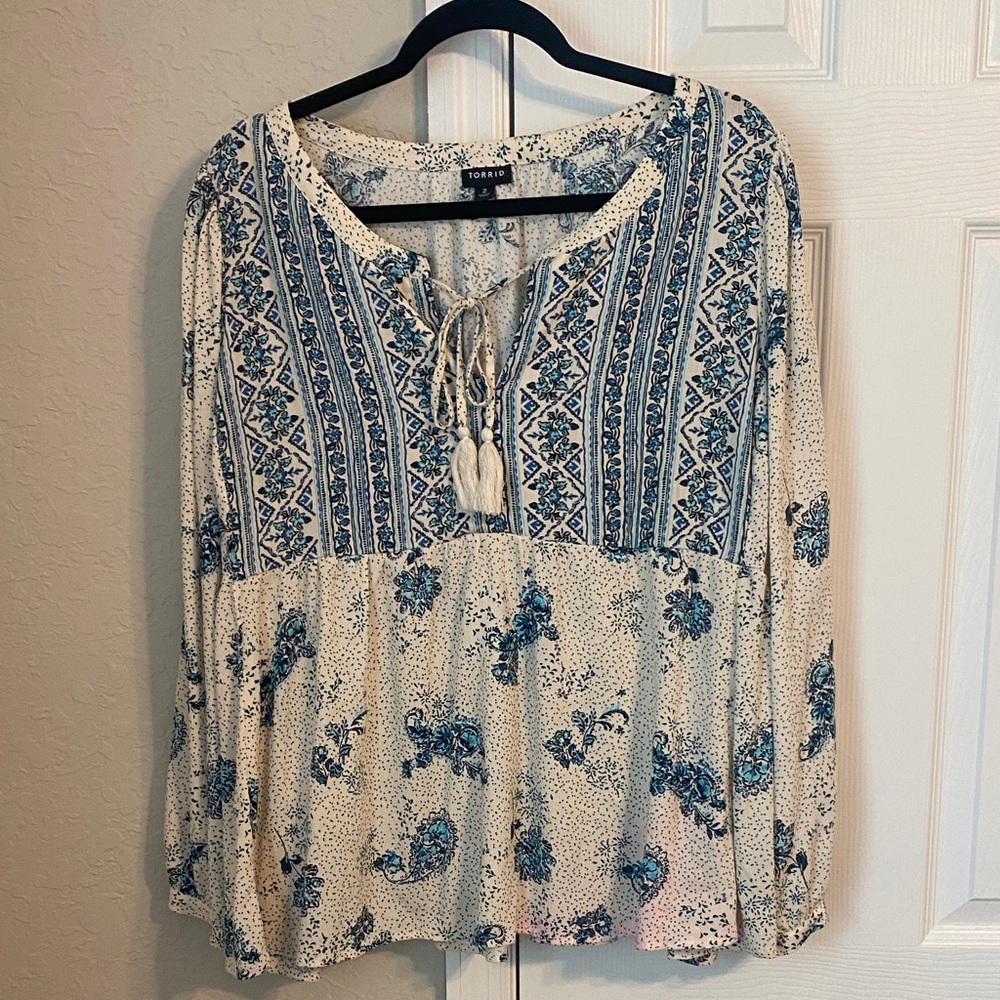 Torrid Floral Blue and White Blouse